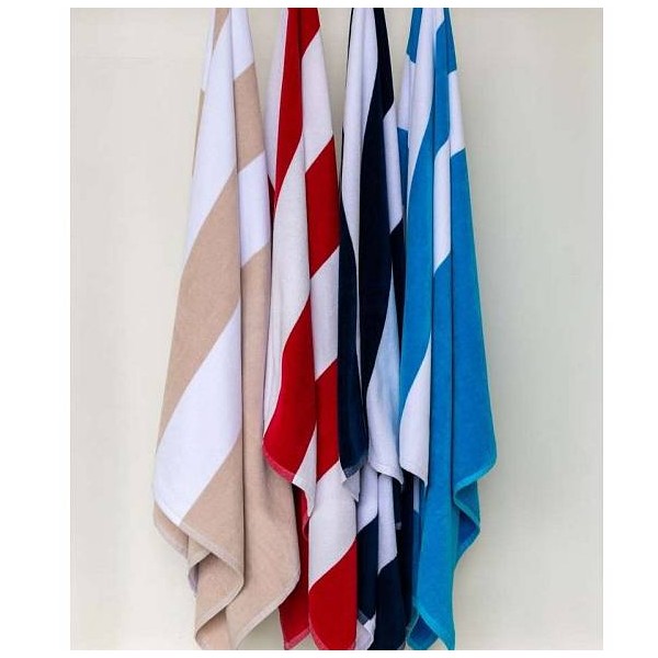 črtasta brisača za bazen